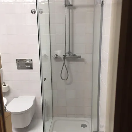 Ribeiredge Gasthof Porto